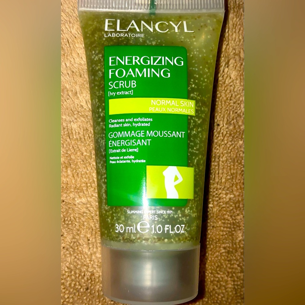 ♨️FREE♨️w/purch. ELANCYL Ivy Extract Energizing Foaming Scrub 10oz Travel Size